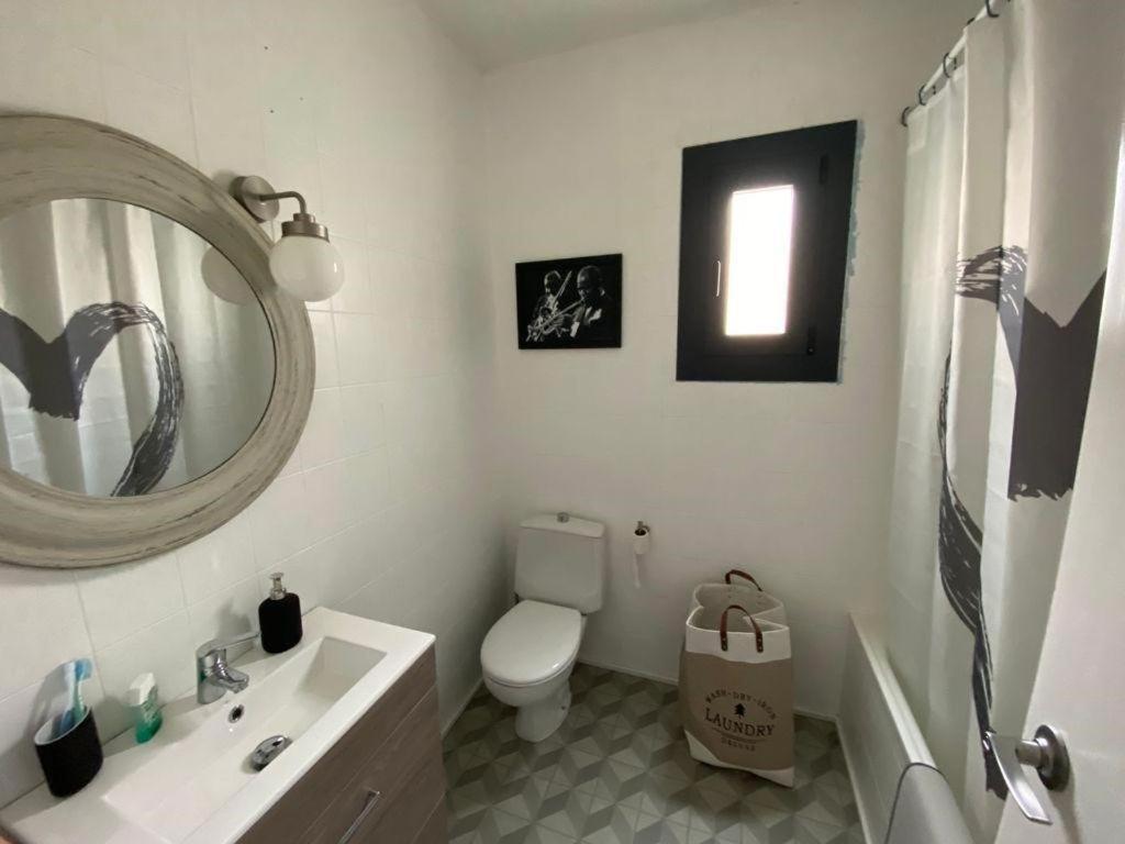 El Balconet Apartment Horta de Sant Joan Ngoại thất bức ảnh